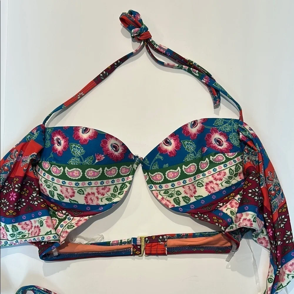 Urban Sea paisley print bikini swim top size large new